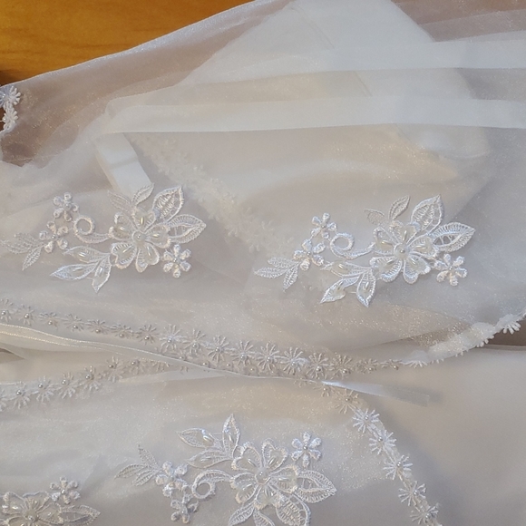 Christening gown - Picture 4 of 4